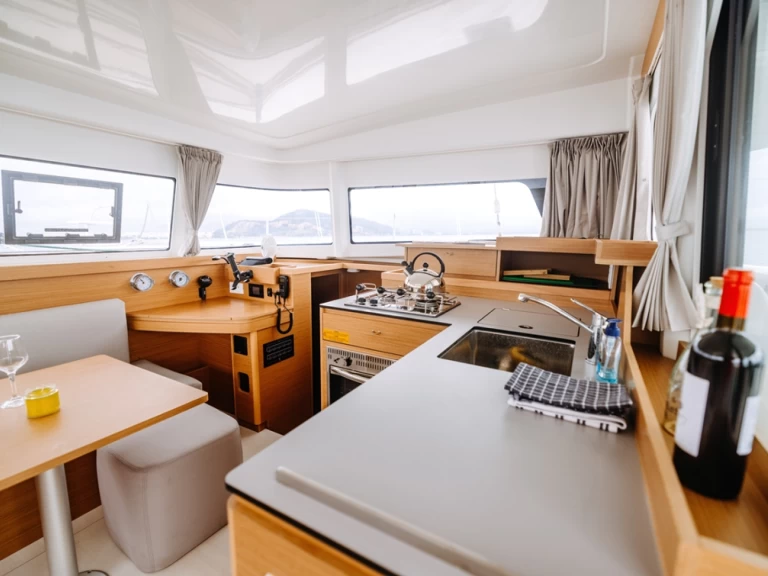 Excess Excess 11 te huur van particulier of professional in Deme of Volos