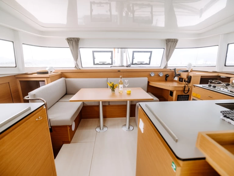 Excess Excess 11 te huur van particulier of professional in Deme of Volos