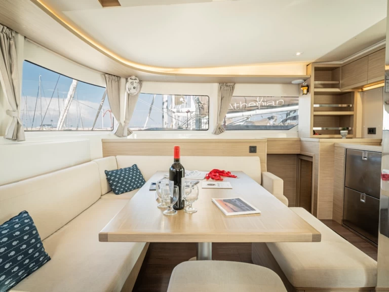 Huur een Lagoon Lagoon 46 in Piso Livadi