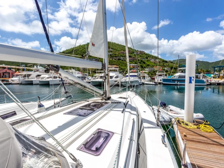 Verhuur Zeilboot Bavaria met vaarbewijs