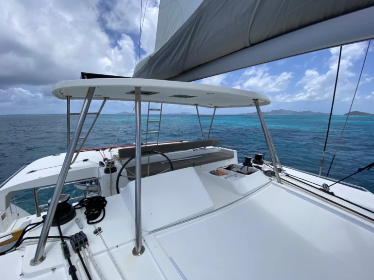 Catamaran te huur in Parish of Saint George voor de beste prijs