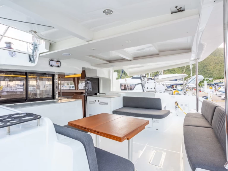 Jachthuur in Parish of Saint George - Lagoon Lagoon 46 via SamBoat