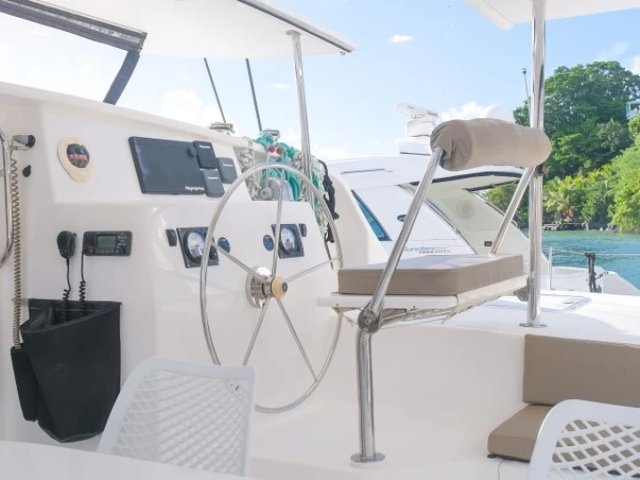 Huur een Voyage Voyage 480 - 4 + 2 cab. in Parish of Saint George