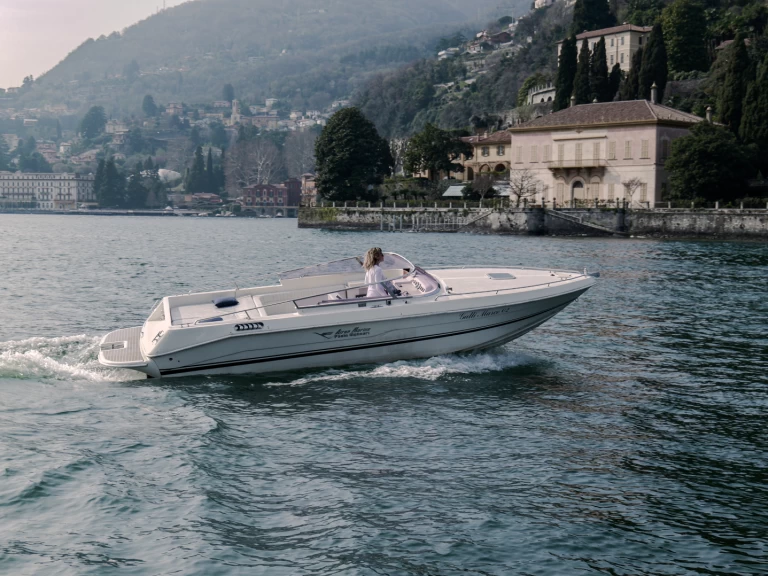 Huur Motorboot met of zonder schipper Airon in Como (City)