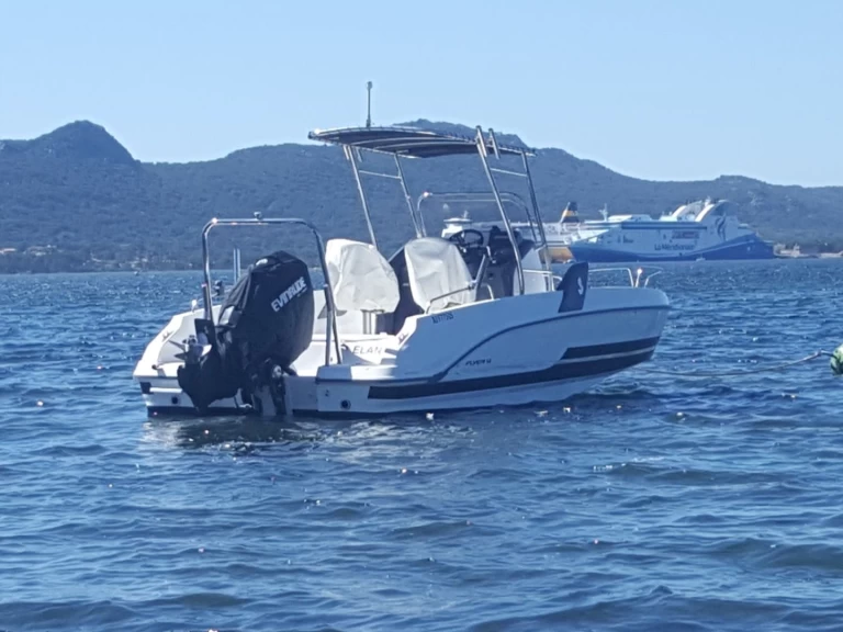 Bootverhuur Bénéteau Flyer 6.6 SPACEdeck in Porto-Vecchio via SamBoat