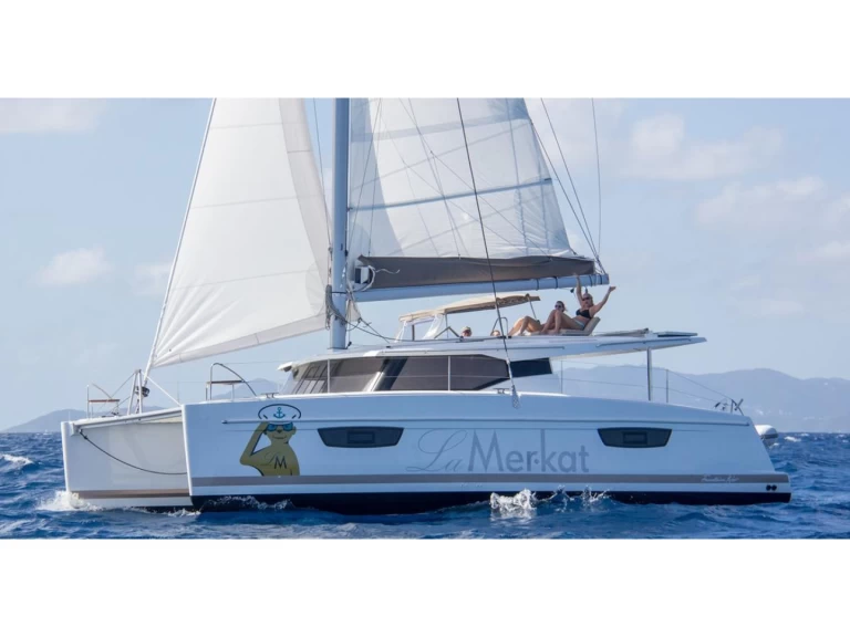 Verhuur Catamaran Fountaine Pajot met vaarbewijs