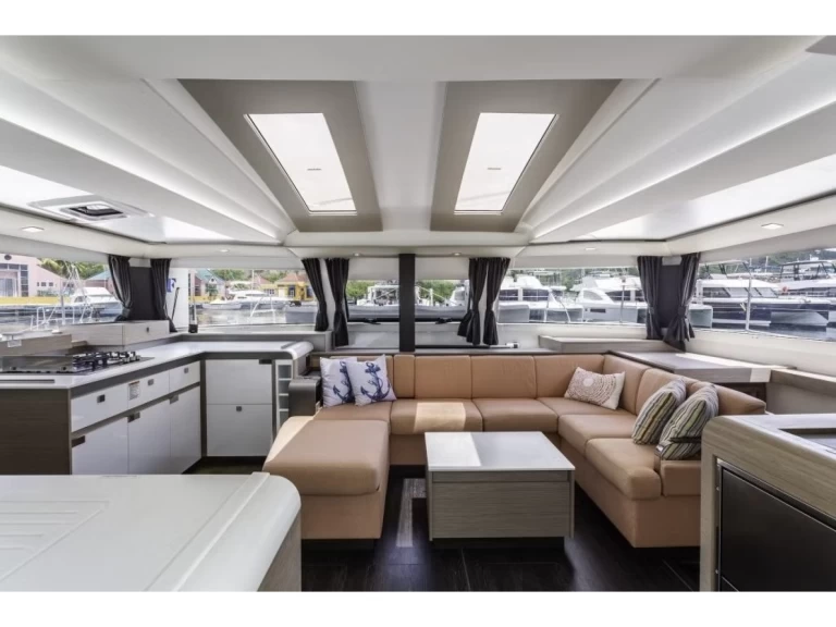 Fountaine Pajot Elba 45 te huur van particulier of professional in Road Town