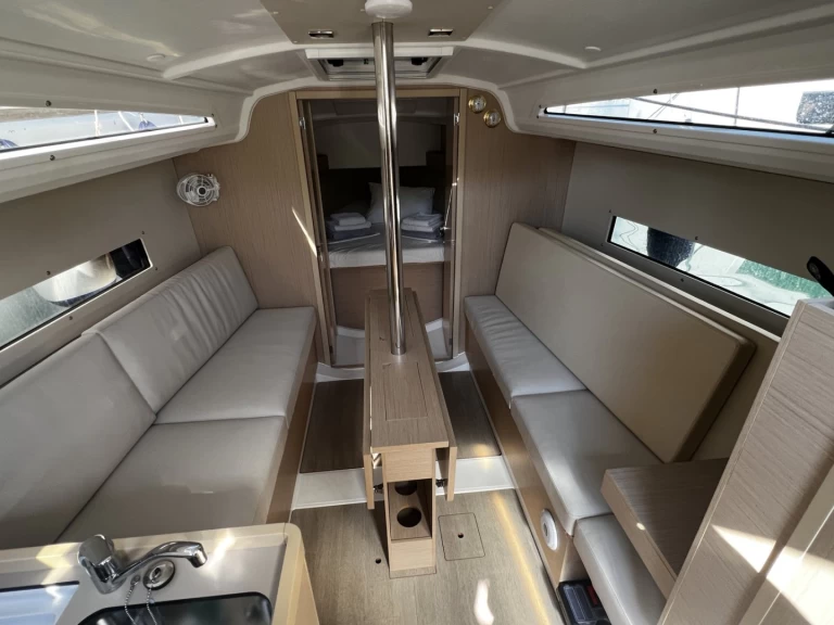 Bénéteau Oceanis 30.1 te huur van particulier of professional in Volos