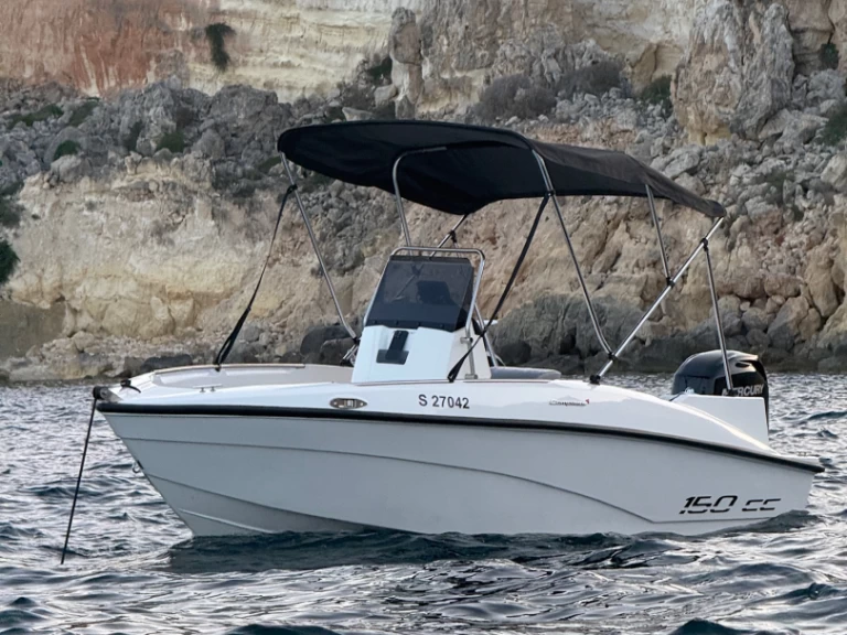 Motorboot te huur in Xemxija voor de beste prijs