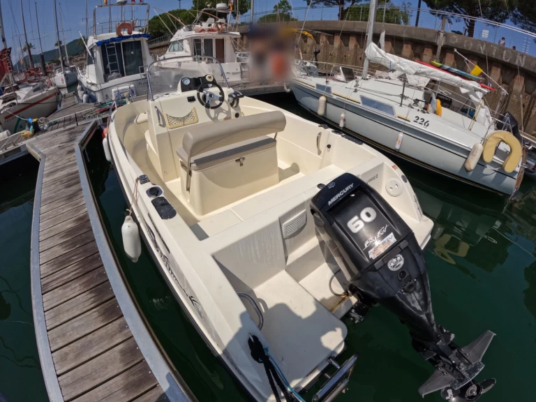 Huur Motorboot met of zonder schipper Quicksilver in Hendaye
