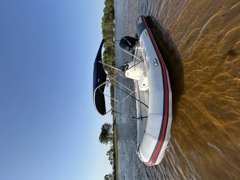 Verhuur RIB Valiant met vaarbewijs