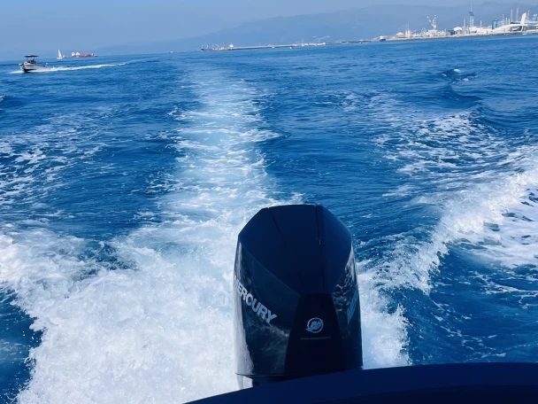 Motorboot te huur in Genova voor de beste prijs