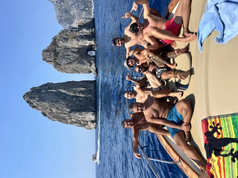 Verhuur Motorboot Libeccio 27 met vaarbewijs