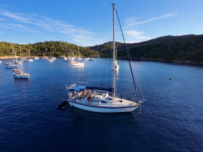 Bootverhuur Jouet 1040 MS in Hyères via SamBoat