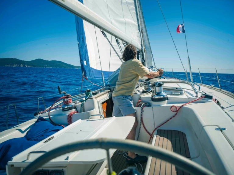 Jachthuur in Cavalaire-sur-Mer - Bavaria Bavaria 50 via SamBoat