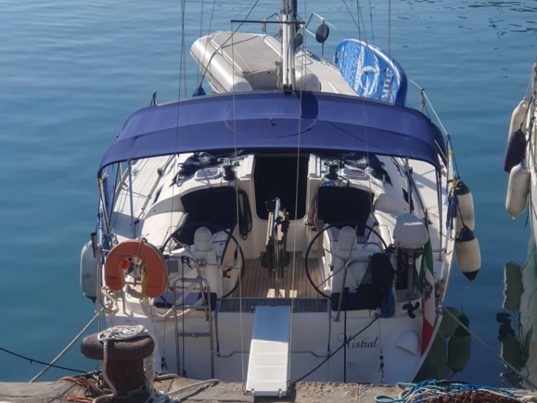Bootverhuur Dufour Dufour 385 Grand Large in Castellammare di Stabia via SamBoat