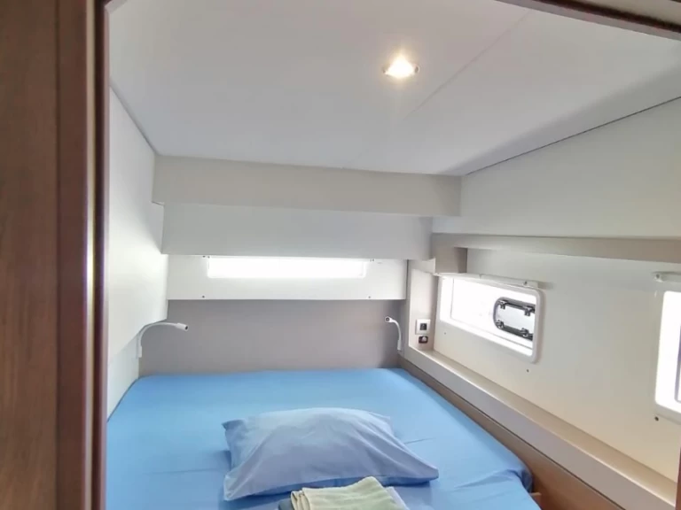 Huur een Bali Bali 4.2 in Lávrio