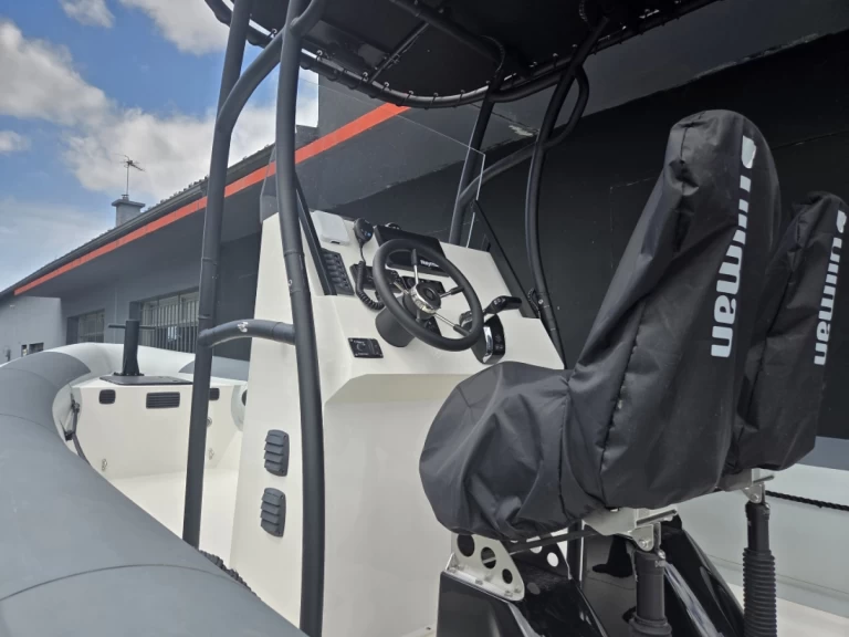 RIB te huur in Arzon voor de beste prijs