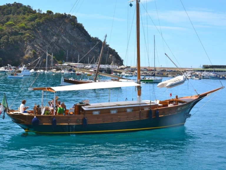 SIMEONI GOLETTA 15 MT te huur van particulier of professional in Chiavari