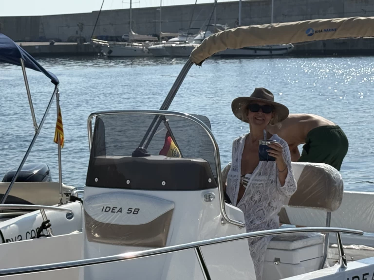 Verhuur Motorboot Idea Marine met vaarbewijs