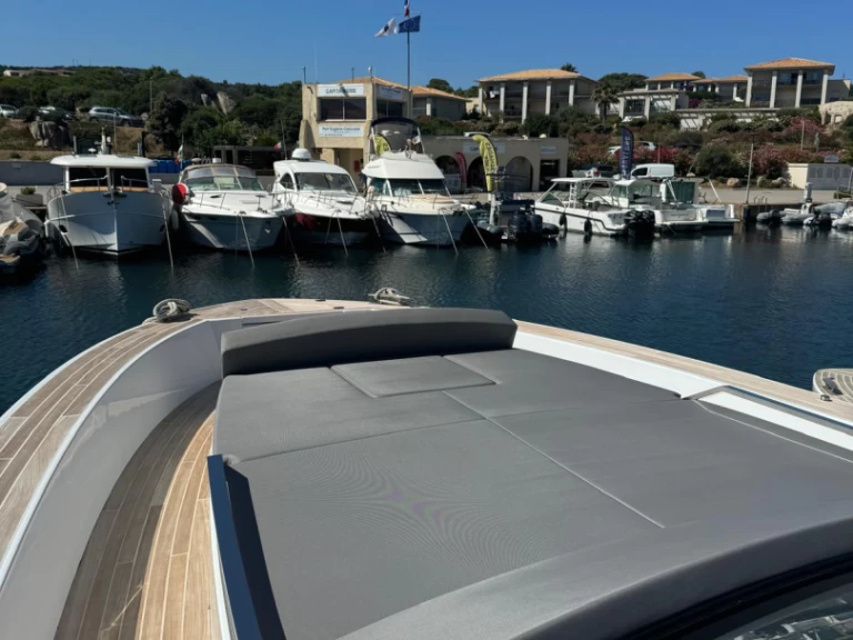 Huur een Fiart SEAWALKER 43 in Porto-Vecchio