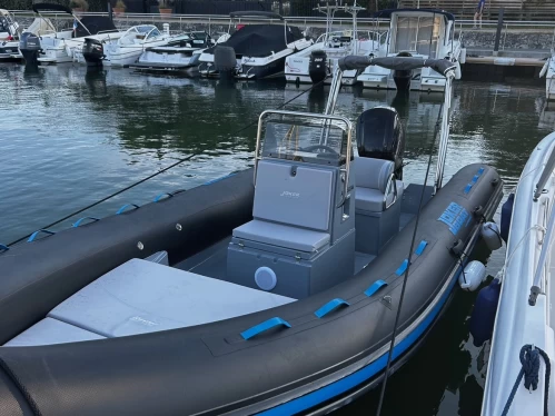 Bootverhuur Le Canon goedkoop Tempest 700 Sun