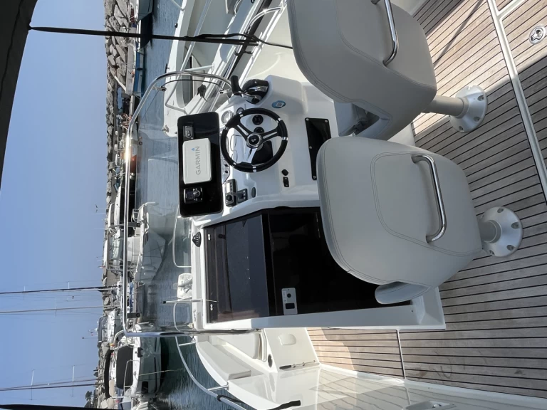 Motorboot te huur in Les Issambres voor de beste prijs