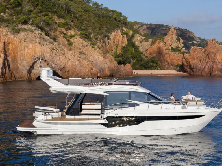 Bootverhuur Cannes goedkoop Galeon 500 Fly