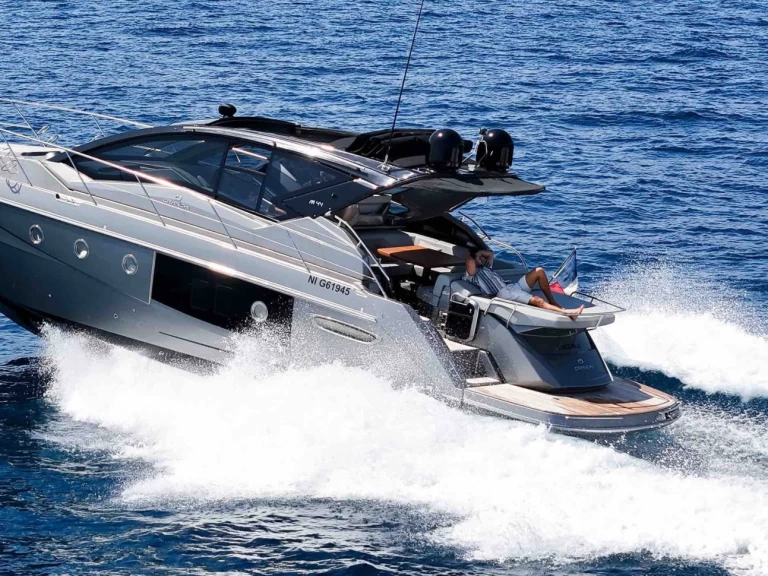 Verhuur Jacht in Saint-Tropez - Cranchi M 44