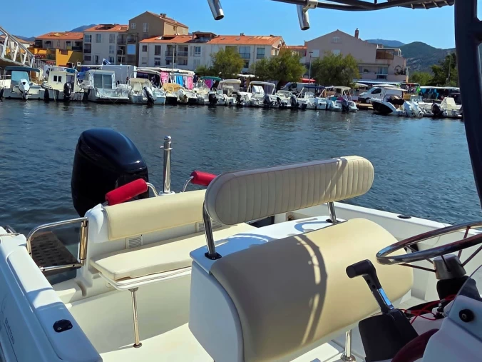 Verhuur Motorboot in Saint-Florent - Bénéteau Flyer 750 Open