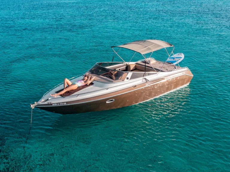 Verhuur Motorboot Cranchi met vaarbewijs