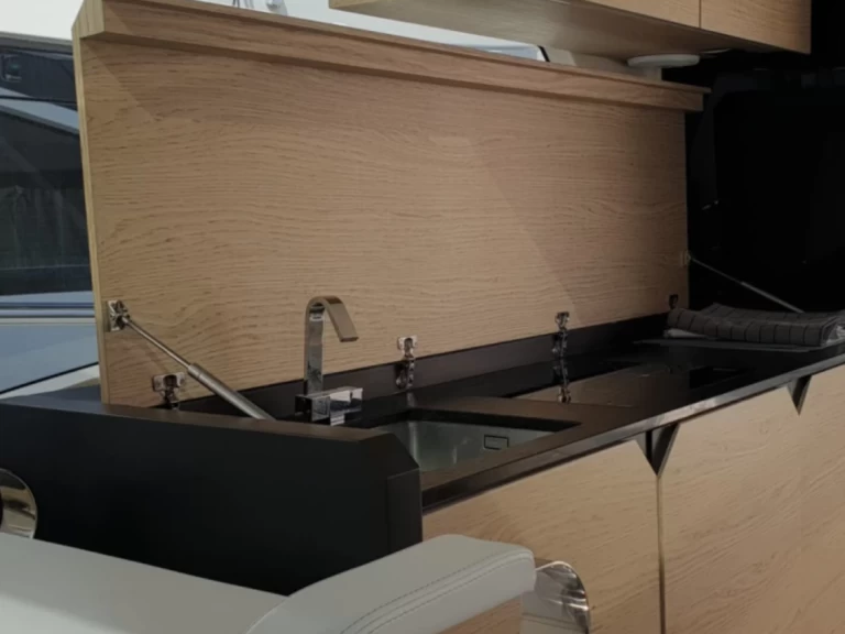 Jachthuur in Napels - Rio Rio 44 Hard Top via SamBoat