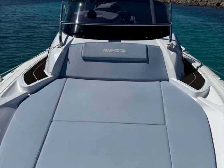 Bootverhuur Mar-Co E-Motion 29 in Poltu Quatu via SamBoat