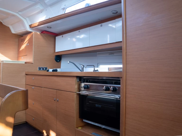 Dufour Dufour 430 Grand Large te huur van particulier of professional in Álimos