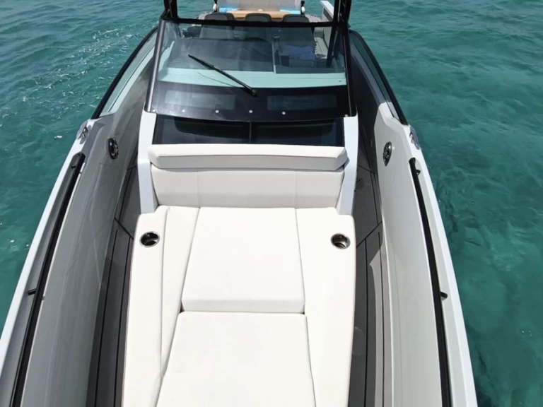 Huur een Saxdor Saxdor 320 GTO in Mandelieu-la-Napoule