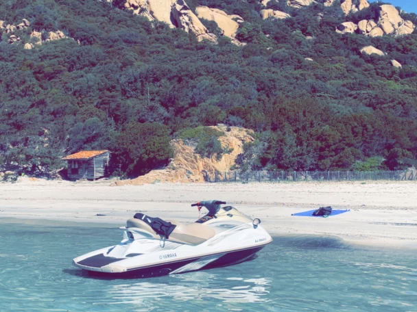 Huur Jet Ski met of zonder schipper Yamaha in Tizzano