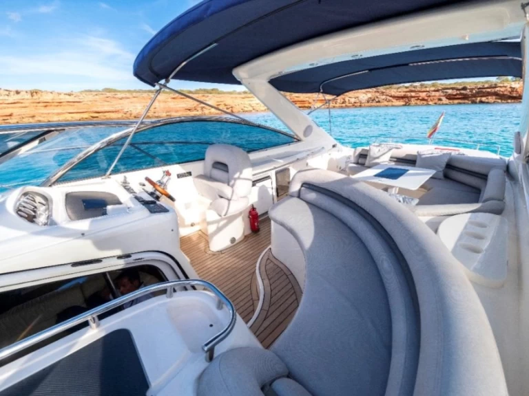Bootverhuur Sunseeker Camargue 50 in Ibiza Town via SamBoat
