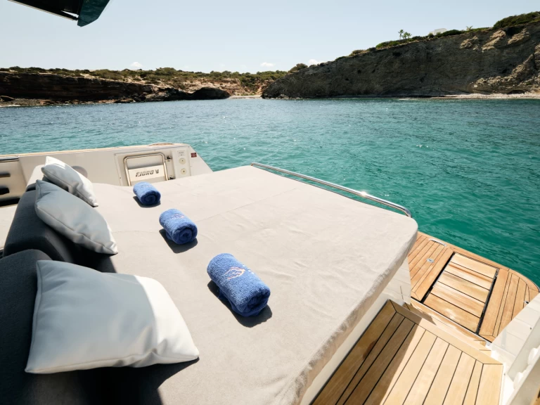 Huur Motorboot met of zonder schipper Fjord 52 in Ibiza Town