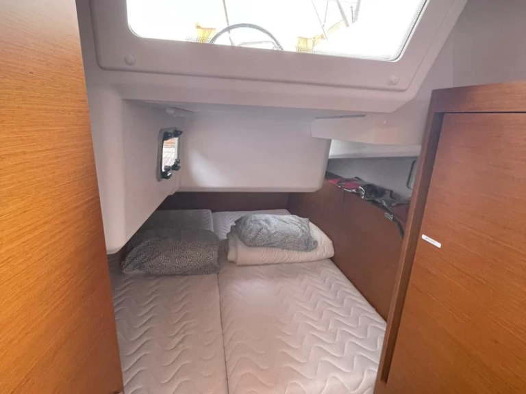 Bootverhuur Jeanneau Sun Odyssey 440 in Palma de Mallorca via SamBoat