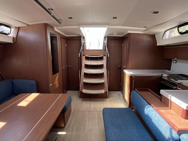 Bénéteau Oceanis 51.1 te huur van particulier of professional in Las Galletas