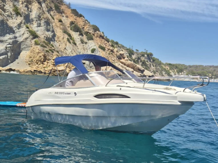 Bootverhuur Quicksilver Activ 675 Open in Dénia via SamBoat