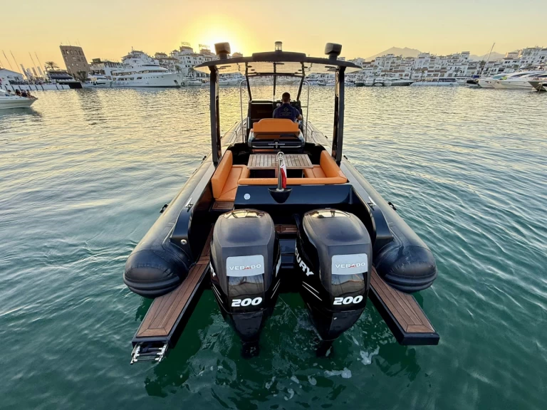 Tormenta 960 - Hermès Edition te huur van particulier of professional in Puerto Banús