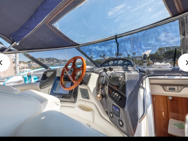 Verhuur Motorboot Cranchi met vaarbewijs