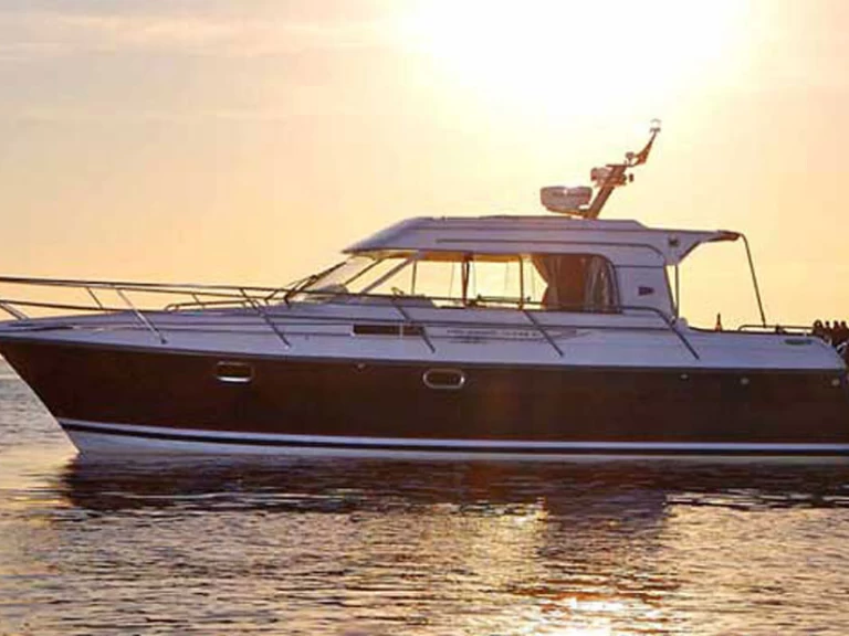 Woonboot te huur in Rheinsberg voor de beste prijs