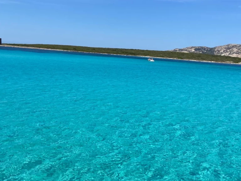 Huur een Tiara 40 SOVRAN in Stintino