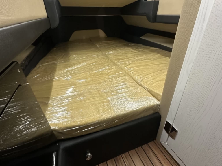 Bootverhuur Antiparos goedkoop ZEN 40 - Mod. 2026