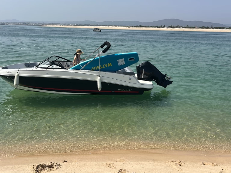 Verhuur Motorboot in Faro - Bayliner VR6 OB