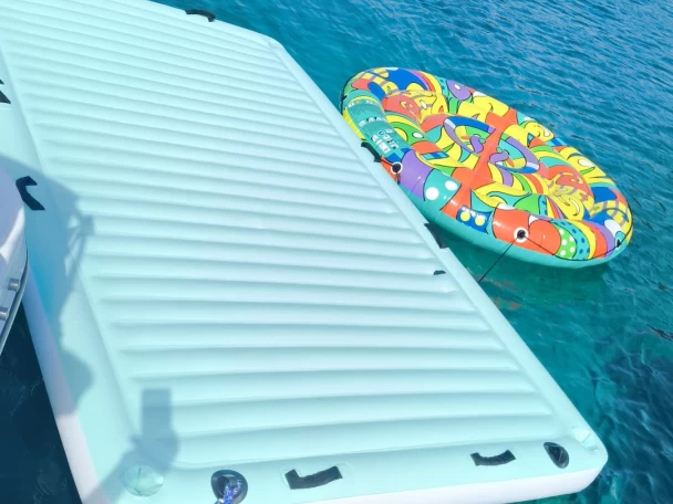 Verhuur Motorboot Bénéteau met vaarbewijs