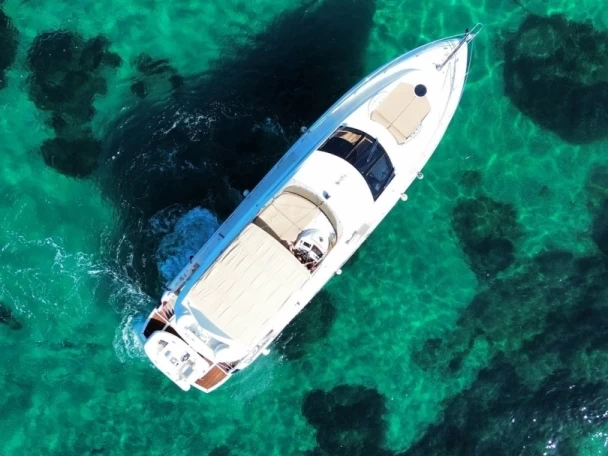 Jachthuur in Port de Hyères (St Pierre) - Sunseeker Manhattan 60 via SamBoat