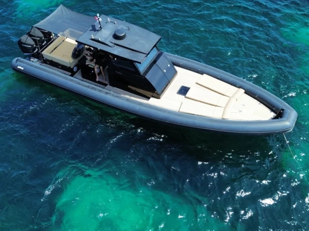 Huur een Sea Water Phantom 400 in Hyères